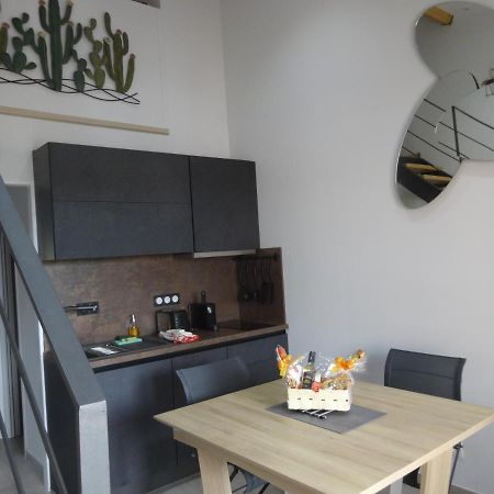 Les Cigalines Apartment แซงต์-ซีเปรียง ภายนอก รูปภาพ